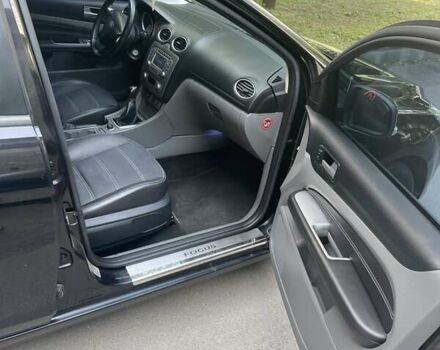 Форд Фокус 2009 у Харкові на Automoto.ua Чорний Форд Фокус, об'ємом двигуна 1.8 л та пробігом 188 тис. км за 6800 $, фото 3 на Automoto.ua