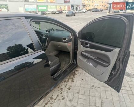 Чорний Форд Фокус, об'ємом двигуна 1.56 л та пробігом 300 тис. км за 4900 $, фото 7 на Automoto.ua