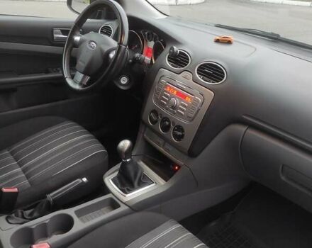 Черный Форд Фокус, объемом двигателя 1.6 л и пробегом 266 тыс. км за 5700 $, фото 20 на Automoto.ua