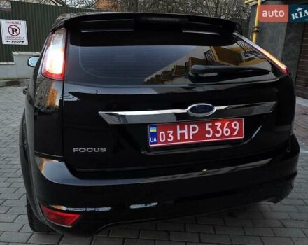 Черный Форд Фокус, объемом двигателя 1.6 л и пробегом 209 тыс. км за 6850 $, фото 8 на Automoto.ua