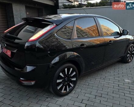 Черный Форд Фокус, объемом двигателя 1.6 л и пробегом 209 тыс. км за 6850 $, фото 5 на Automoto.ua