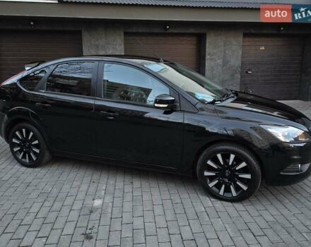 Черный Форд Фокус, объемом двигателя 1.6 л и пробегом 209 тыс. км за 6850 $, фото 3 на Automoto.ua