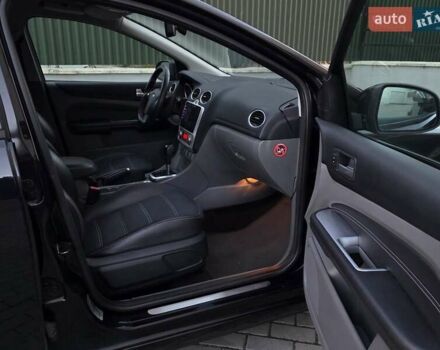 Черный Форд Фокус, объемом двигателя 1.6 л и пробегом 209 тыс. км за 6850 $, фото 34 на Automoto.ua