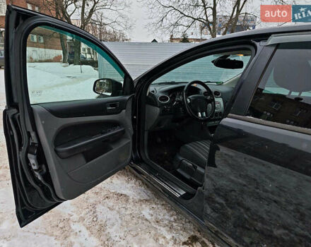 Черный Форд Фокус, объемом двигателя 1.6 л и пробегом 266 тыс. км за 5490 $, фото 15 на Automoto.ua