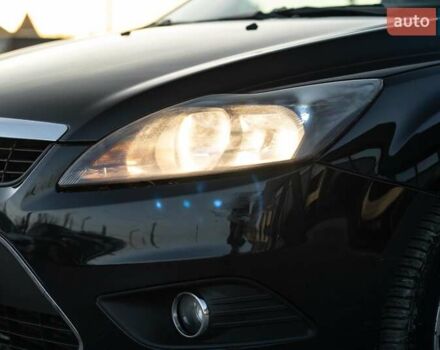 Чорний Форд Фокус, об'ємом двигуна 2 л та пробігом 258 тис. км за 7700 $, фото 11 на Automoto.ua