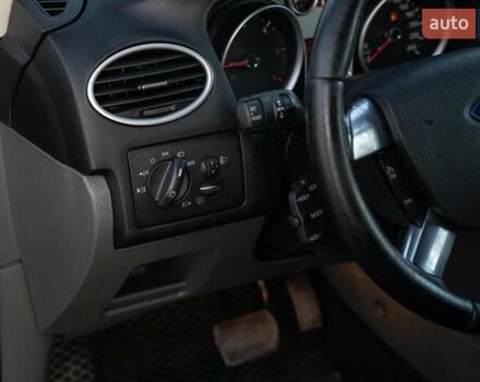 Чорний Форд Фокус, об'ємом двигуна 2 л та пробігом 258 тис. км за 7700 $, фото 15 на Automoto.ua