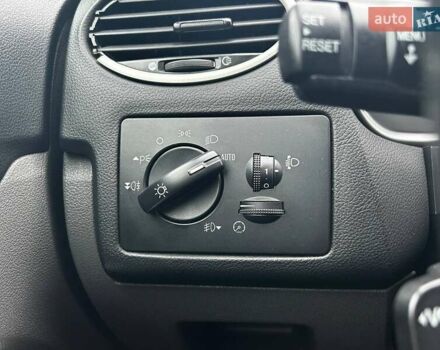 Черный Форд Фокус, объемом двигателя 1.56 л и пробегом 178 тыс. км за 6790 $, фото 14 на Automoto.ua