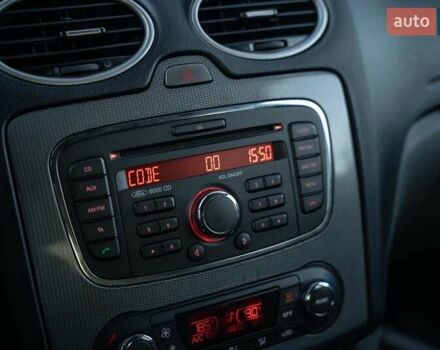 Чорний Форд Фокус, об'ємом двигуна 2 л та пробігом 258 тис. км за 7700 $, фото 22 на Automoto.ua