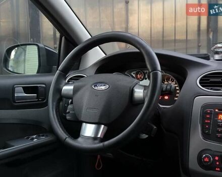 Черный Форд Фокус, объемом двигателя 1.56 л и пробегом 282 тыс. км за 5990 $, фото 13 на Automoto.ua