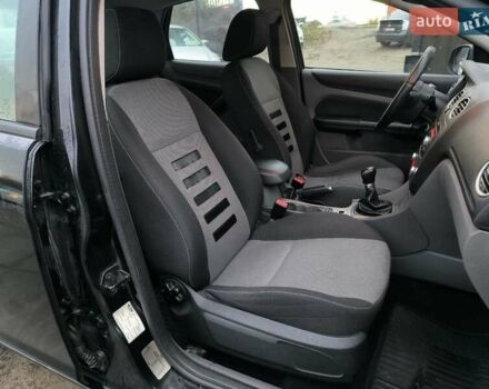 Черный Форд Фокус, объемом двигателя 1.56 л и пробегом 282 тыс. км за 5990 $, фото 11 на Automoto.ua