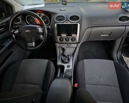 Черный Форд Фокус, объемом двигателя 1.6 л и пробегом 189 тыс. км за 5599 $, фото 23 на Automoto.ua