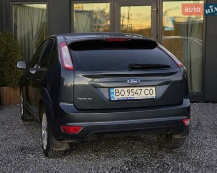 Черный Форд Фокус, объемом двигателя 1.6 л и пробегом 189 тыс. км за 5599 $, фото 11 на Automoto.ua