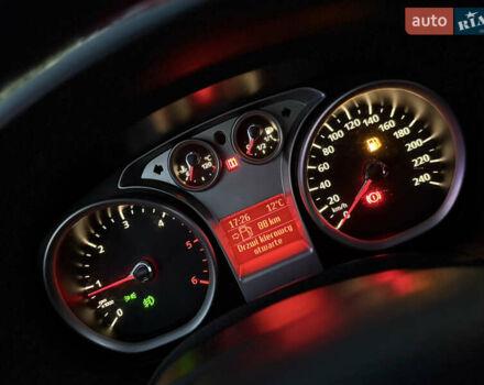 Черный Форд Фокус, объемом двигателя 1.8 л и пробегом 240 тыс. км за 5100 $, фото 18 на Automoto.ua