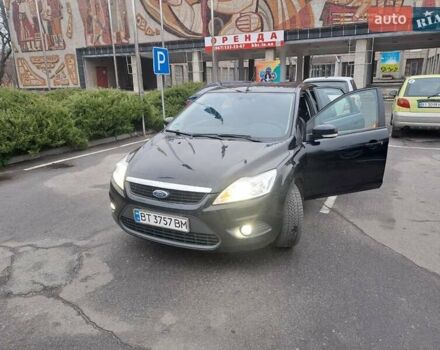 Черный Форд Фокус, объемом двигателя 1.6 л и пробегом 133 тыс. км за 6100 $, фото 5 на Automoto.ua