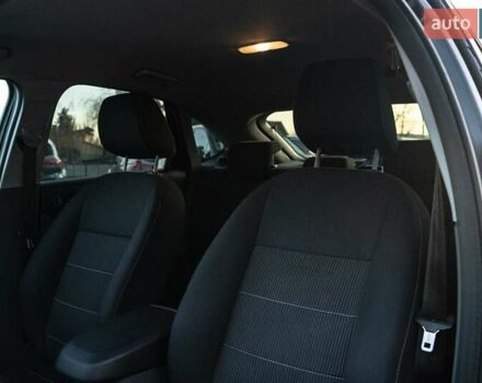 Чорний Форд Фокус, об'ємом двигуна 2 л та пробігом 258 тис. км за 7700 $, фото 27 на Automoto.ua