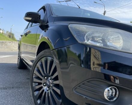 Черный Форд Фокус, объемом двигателя 1.6 л и пробегом 300 тыс. км за 5100 $, фото 5 на Automoto.ua