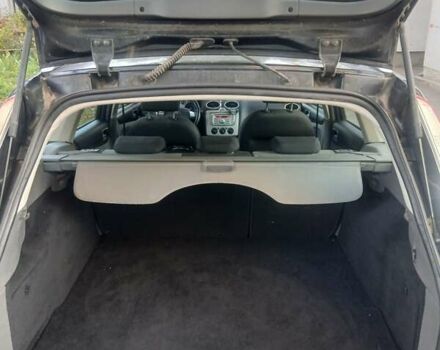 Черный Форд Фокус, объемом двигателя 1.8 л и пробегом 213 тыс. км за 6200 $, фото 5 на Automoto.ua