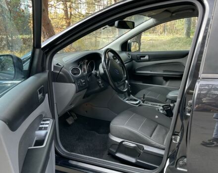 Чорний Форд Фокус, об'ємом двигуна 2 л та пробігом 257 тис. км за 5400 $, фото 8 на Automoto.ua