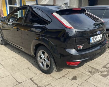 Черный Форд Фокус, объемом двигателя 2 л и пробегом 250 тыс. км за 5000 $, фото 2 на Automoto.ua