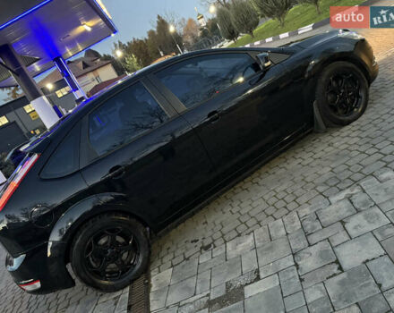 Черный Форд Фокус, объемом двигателя 1.8 л и пробегом 240 тыс. км за 5100 $, фото 7 на Automoto.ua