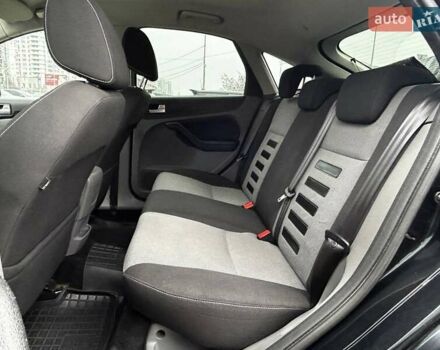 Черный Форд Фокус, объемом двигателя 1.56 л и пробегом 178 тыс. км за 6790 $, фото 8 на Automoto.ua