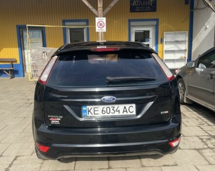 Черный Форд Фокус, объемом двигателя 2 л и пробегом 250 тыс. км за 5000 $, фото 3 на Automoto.ua