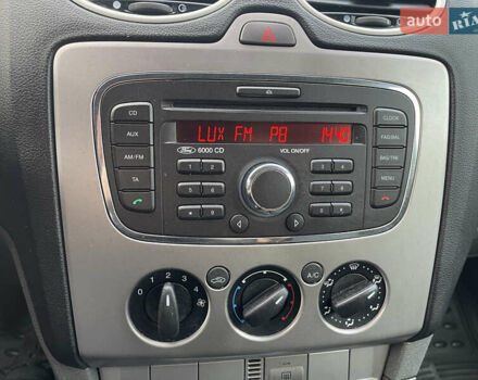 Черный Форд Фокус, объемом двигателя 1.6 л и пробегом 178 тыс. км за 6300 $, фото 25 на Automoto.ua