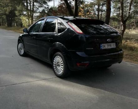 Чорний Форд Фокус, об'ємом двигуна 2 л та пробігом 257 тис. км за 5400 $, фото 5 на Automoto.ua