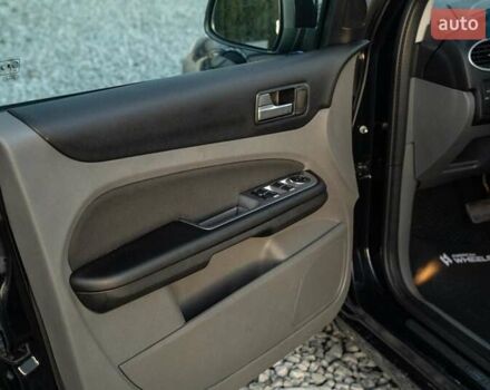 Чорний Форд Фокус, об'ємом двигуна 2 л та пробігом 258 тис. км за 7700 $, фото 30 на Automoto.ua