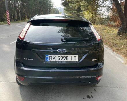 Чорний Форд Фокус, об'ємом двигуна 2 л та пробігом 257 тис. км за 5400 $, фото 4 на Automoto.ua
