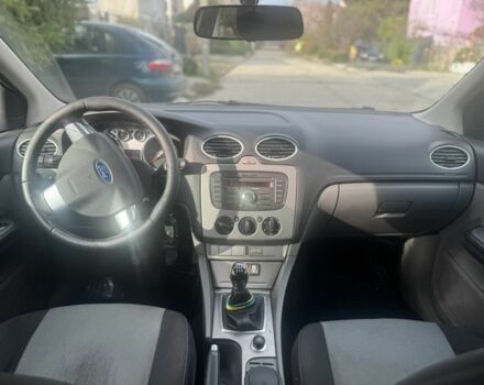 Черный Форд Фокус, объемом двигателя 1.6 л и пробегом 187 тыс. км за 4500 $, фото 13 на Automoto.ua