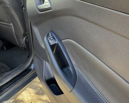 Черный Форд Фокус, объемом двигателя 1.6 л и пробегом 196 тыс. км за 8300 $, фото 13 на Automoto.ua