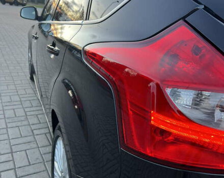 Черный Форд Фокус, объемом двигателя 1.6 л и пробегом 219 тыс. км за 7800 $, фото 12 на Automoto.ua