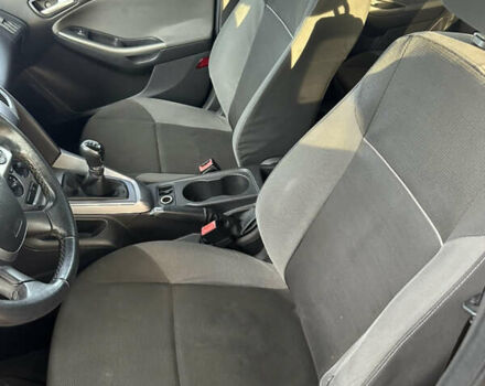 Черный Форд Фокус, объемом двигателя 1.6 л и пробегом 249 тыс. км за 6500 $, фото 5 на Automoto.ua