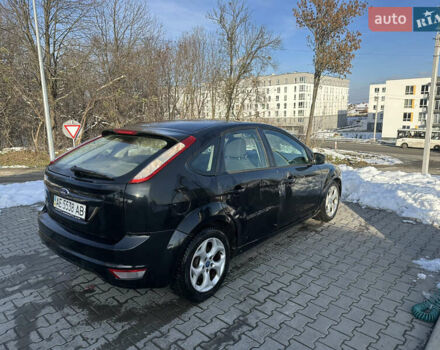 Черный Форд Фокус, объемом двигателя 2 л и пробегом 410 тыс. км за 3999 $, фото 8 на Automoto.ua
