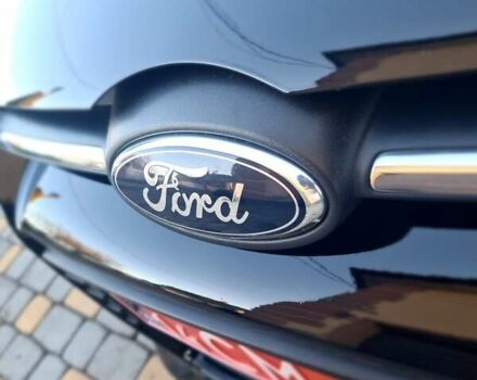 Черный Форд Фокус, объемом двигателя 1.6 л и пробегом 251 тыс. км за 6750 $, фото 4 на Automoto.ua