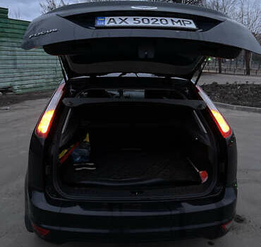 Чорний Форд Фокус, об'ємом двигуна 1.6 л та пробігом 265 тис. км за 5000 $, фото 4 на Automoto.ua