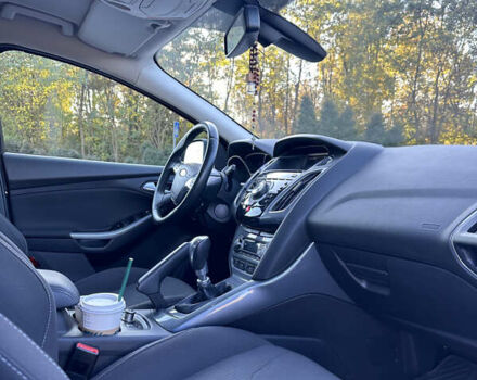 Чорний Форд Фокус, об'ємом двигуна 2 л та пробігом 214 тис. км за 7600 $, фото 7 на Automoto.ua