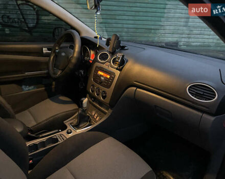 Чорний Форд Фокус, об'ємом двигуна 1.6 л та пробігом 265 тис. км за 5000 $, фото 14 на Automoto.ua