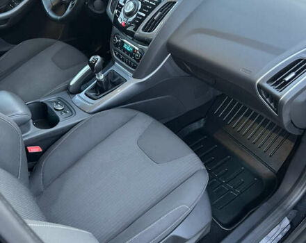 Черный Форд Фокус, объемом двигателя 1.6 л и пробегом 219 тыс. км за 7800 $, фото 33 на Automoto.ua