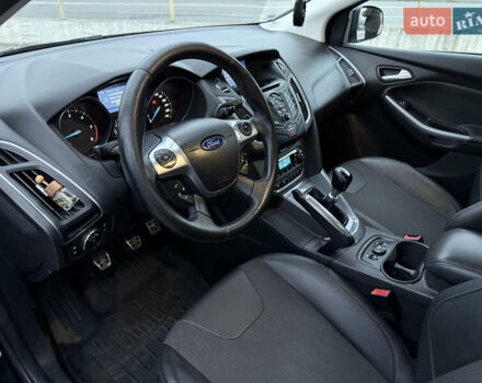 Черный Форд Фокус, объемом двигателя 1.6 л и пробегом 209 тыс. км за 8300 $, фото 27 на Automoto.ua