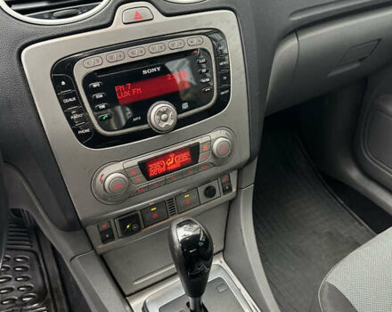 Черный Форд Фокус, объемом двигателя 2 л и пробегом 411 тыс. км за 4799 $, фото 6 на Automoto.ua