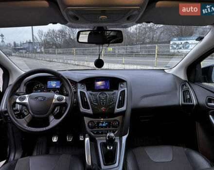 Черный Форд Фокус, объемом двигателя 1.6 л и пробегом 209 тыс. км за 8300 $, фото 43 на Automoto.ua