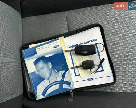 Черный Форд Фокус, объемом двигателя 2 л и пробегом 411 тыс. км за 4799 $, фото 7 на Automoto.ua