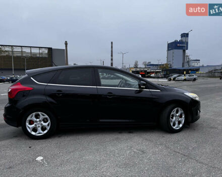 Черный Форд Фокус, объемом двигателя 1.6 л и пробегом 209 тыс. км за 8300 $, фото 22 на Automoto.ua