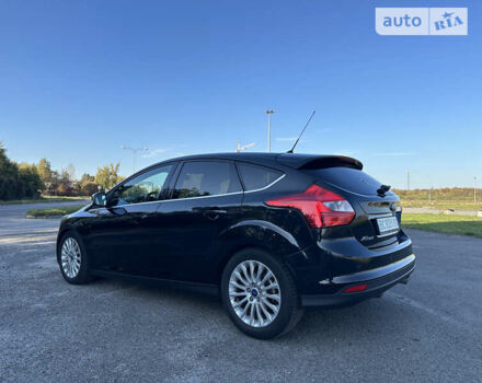 Чорний Форд Фокус, об'ємом двигуна 2 л та пробігом 214 тис. км за 7600 $, фото 4 на Automoto.ua
