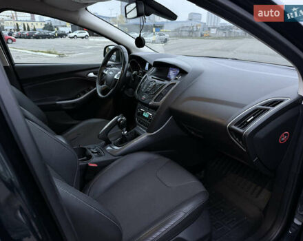 Черный Форд Фокус, объемом двигателя 1.6 л и пробегом 209 тыс. км за 8300 $, фото 32 на Automoto.ua