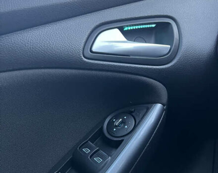 Черный Форд Фокус, объемом двигателя 1.6 л и пробегом 219 тыс. км за 7800 $, фото 25 на Automoto.ua