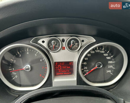 Черный Форд Фокус, объемом двигателя 2 л и пробегом 411 тыс. км за 4799 $, фото 5 на Automoto.ua