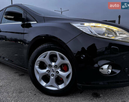 Черный Форд Фокус, объемом двигателя 1.6 л и пробегом 209 тыс. км за 8300 $, фото 18 на Automoto.ua